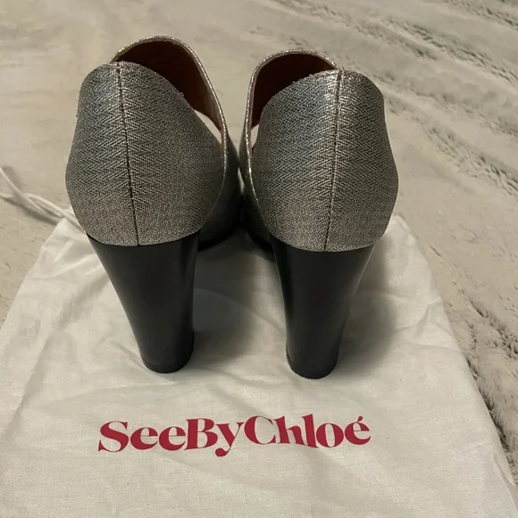 Beautiful See By Chloe silver Mary Jane pumps - Picture 15 of 16